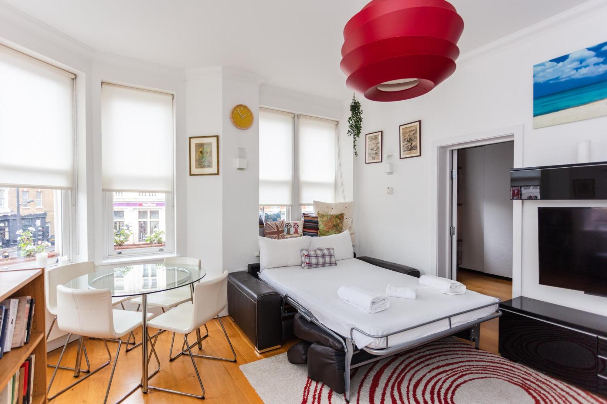 לונדון Homely 1 Bedroom Apartment In The Heart Of Vibrant Camden מראה חיצוני תמונה