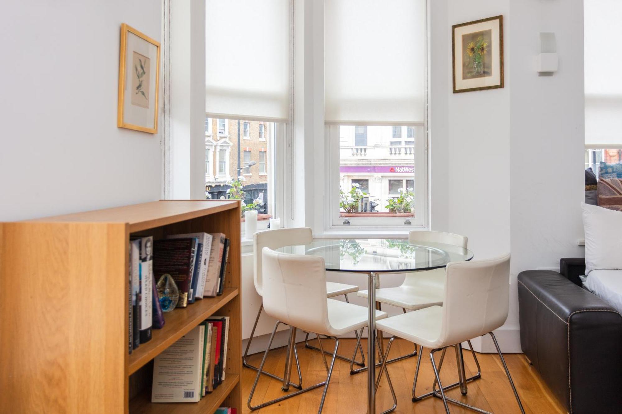 לונדון Homely 1 Bedroom Apartment In The Heart Of Vibrant Camden מראה חיצוני תמונה