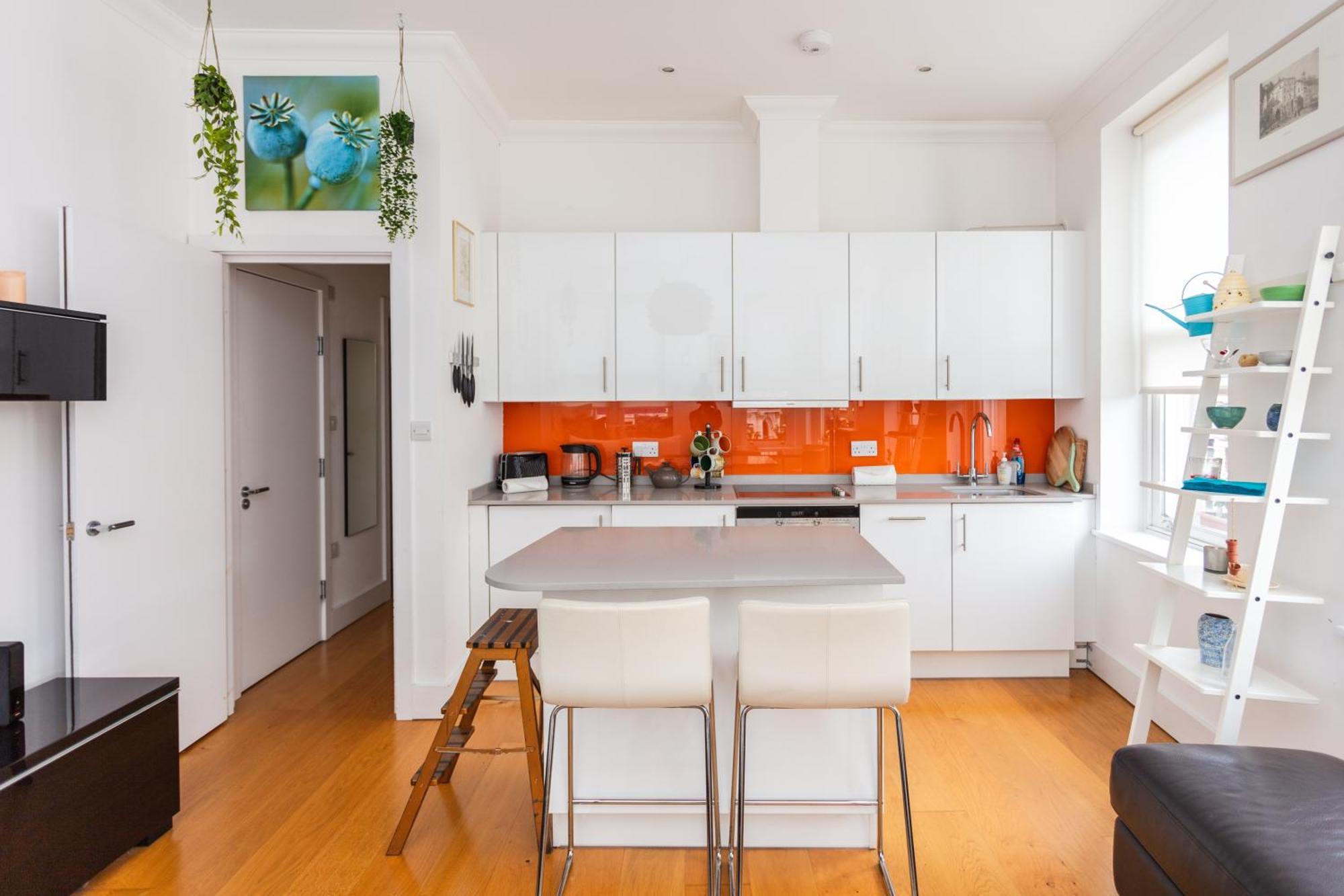 לונדון Homely 1 Bedroom Apartment In The Heart Of Vibrant Camden מראה חיצוני תמונה