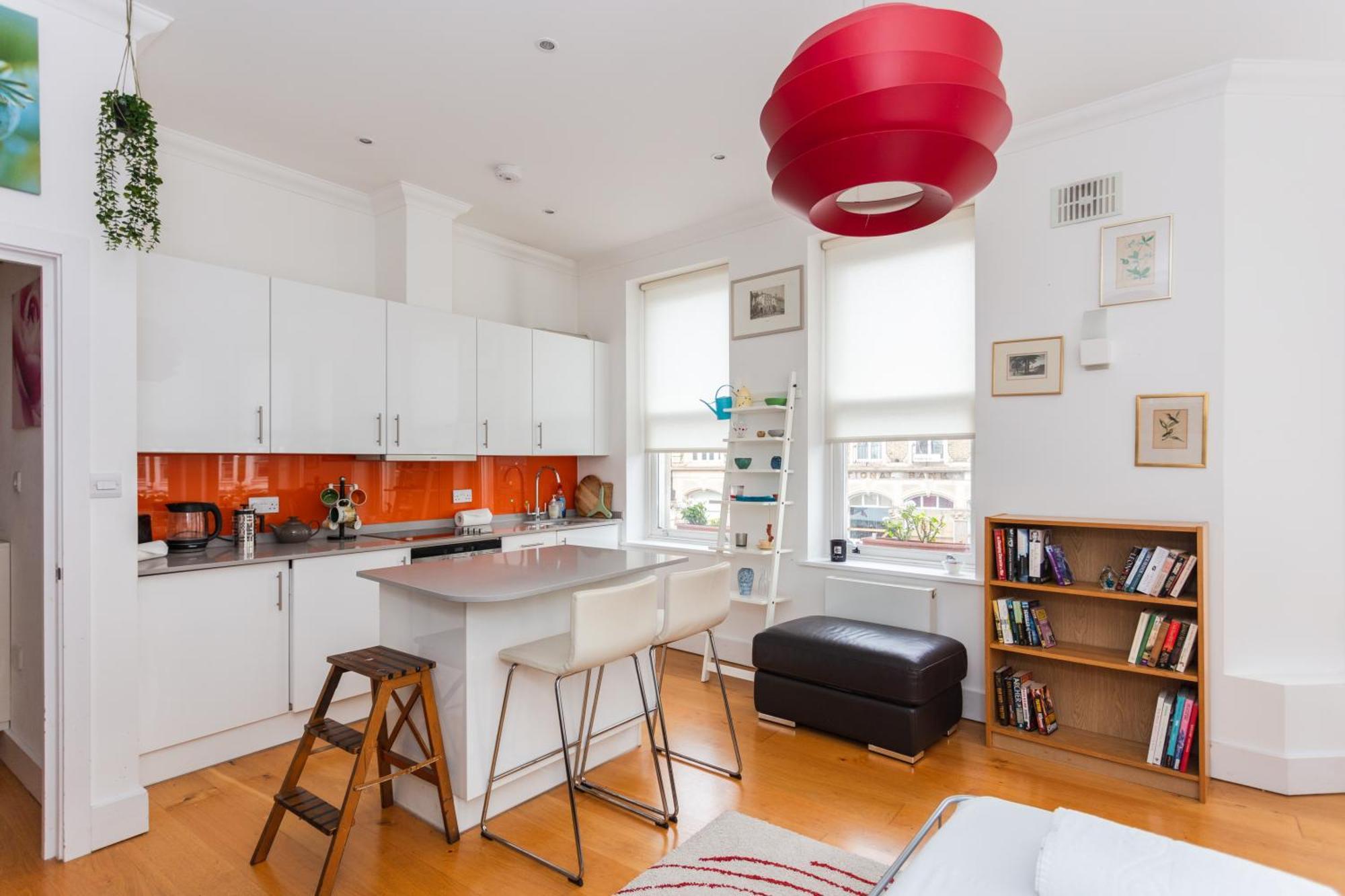 לונדון Homely 1 Bedroom Apartment In The Heart Of Vibrant Camden מראה חיצוני תמונה