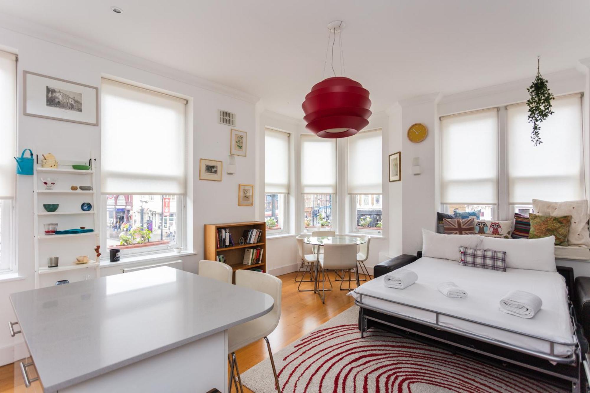 לונדון Homely 1 Bedroom Apartment In The Heart Of Vibrant Camden מראה חיצוני תמונה